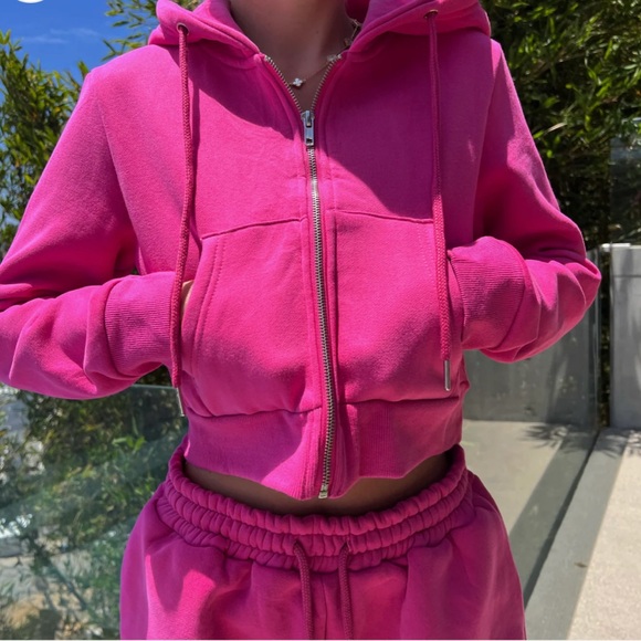 Strawberry Milk Mob - HOT PINK Cropped Zip and Short - Picture 8 of 11